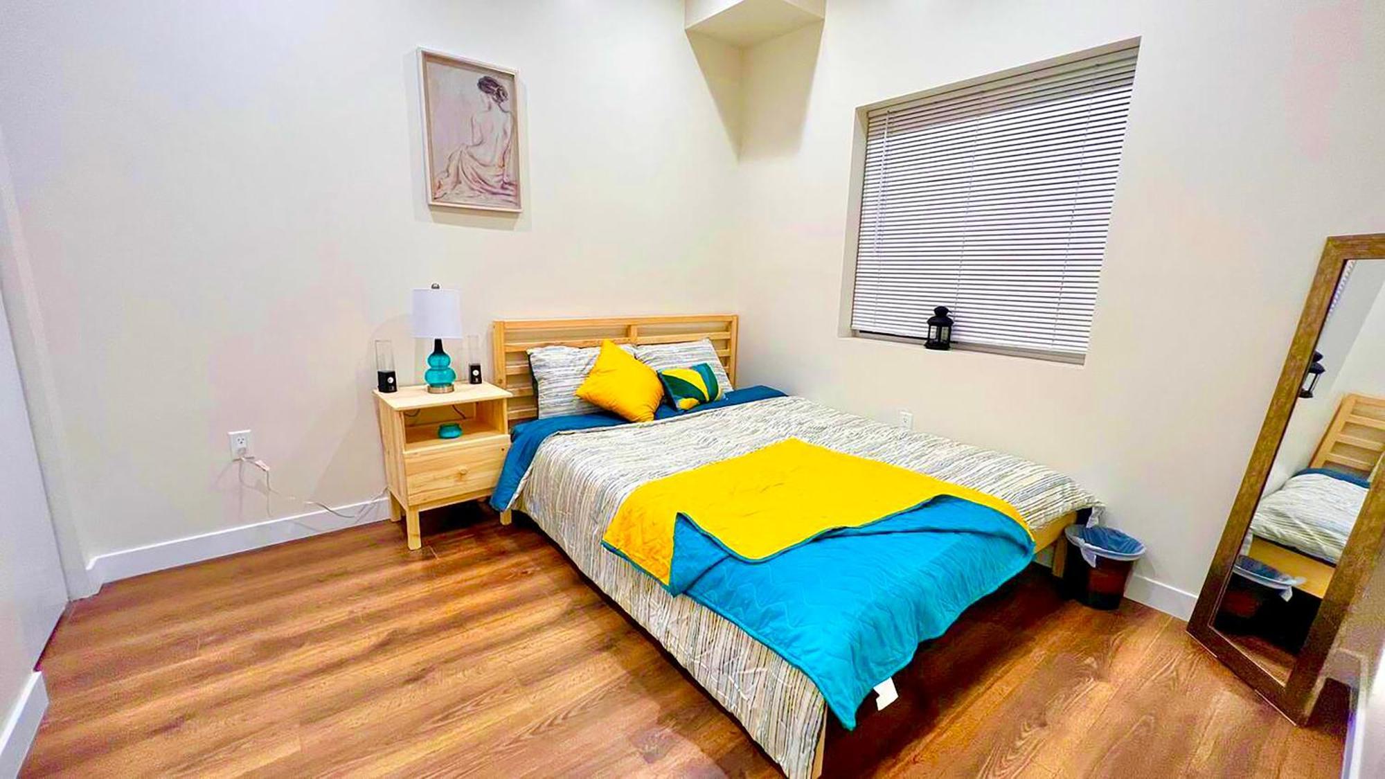 Amazing One Bedroom *